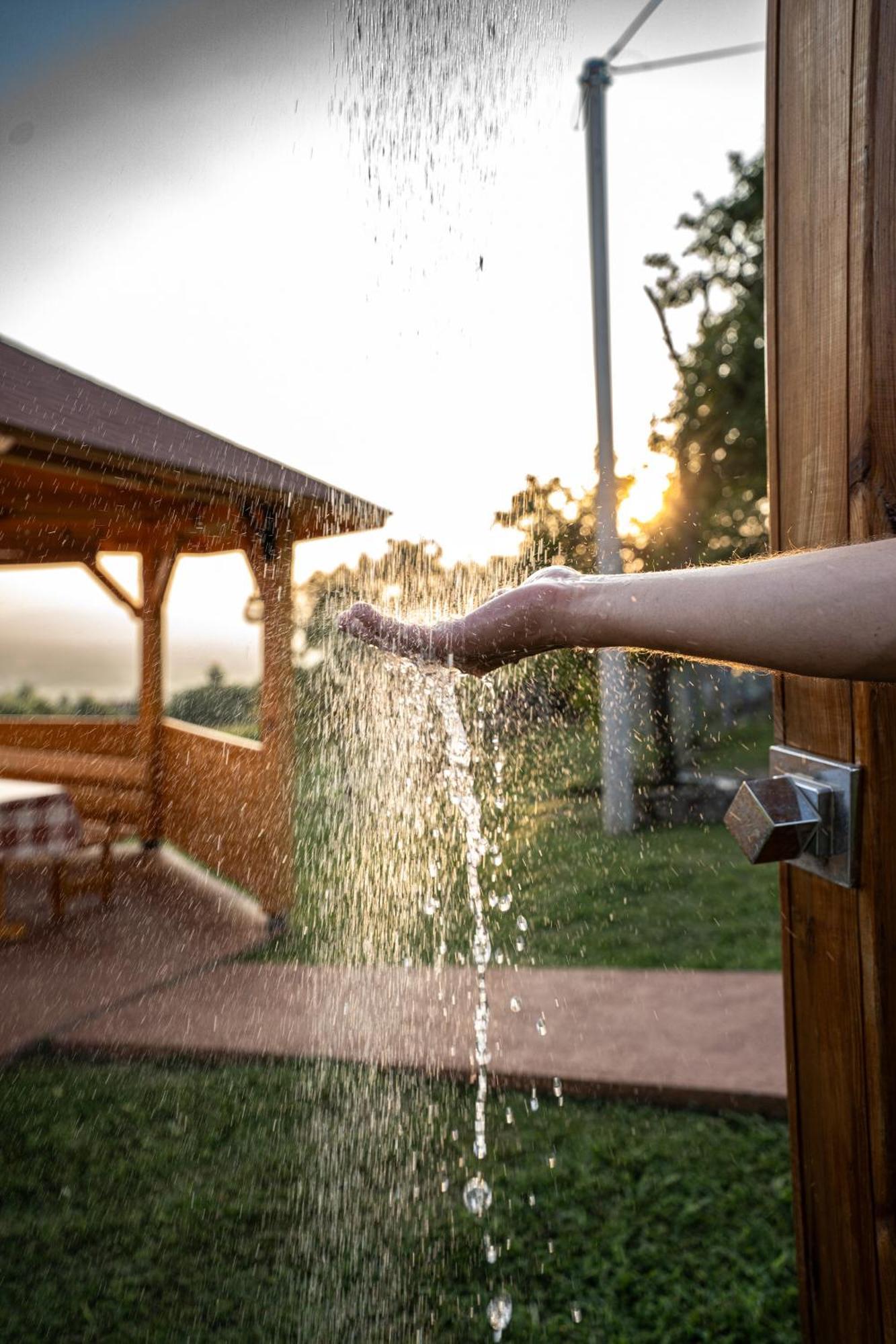 Villa Zlatni Prag - Kraljevo Esterno foto