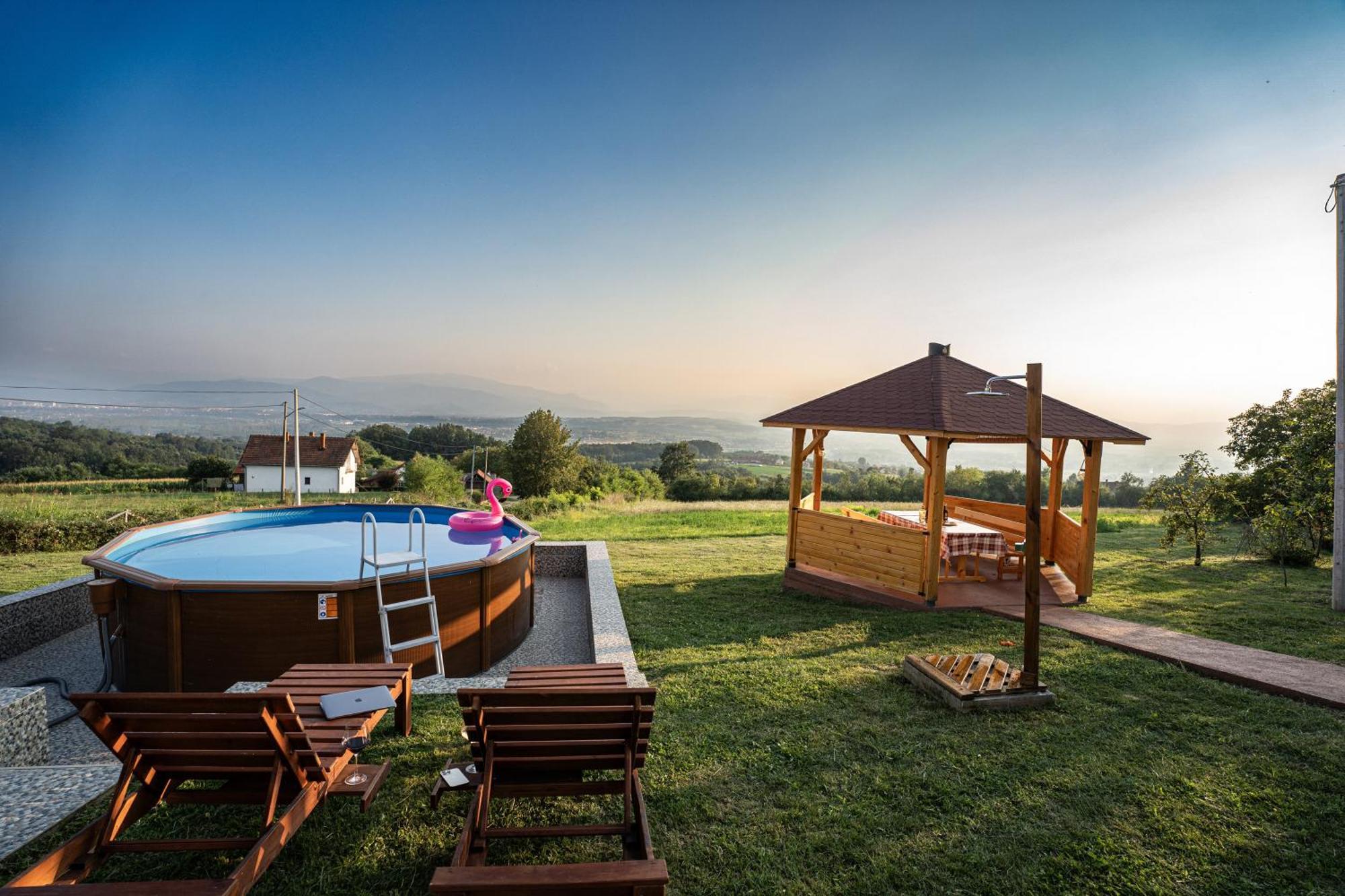 Villa Zlatni Prag - Kraljevo Esterno foto
