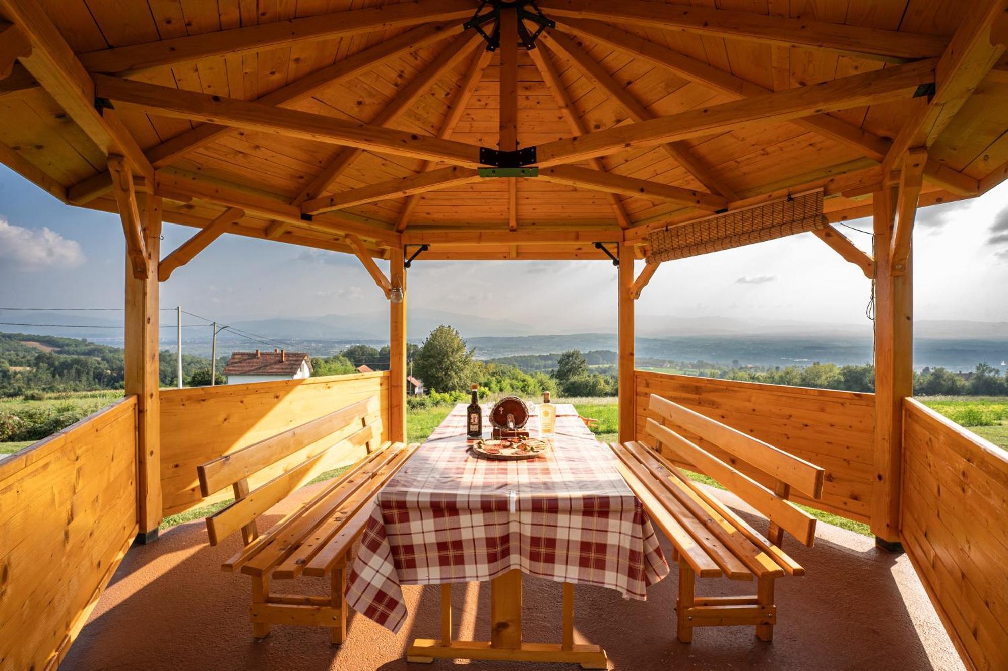 Villa Zlatni Prag - Kraljevo Esterno foto